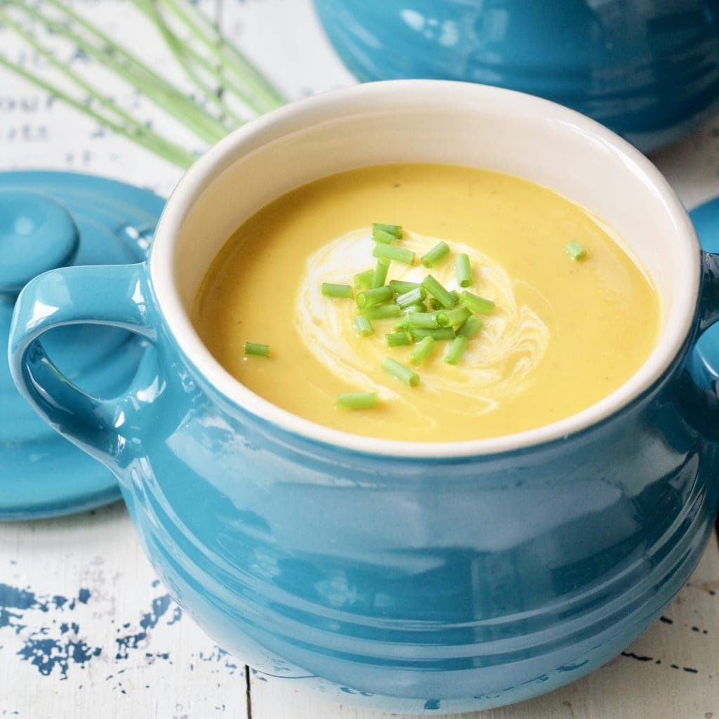 Jerusalem Artichoke & Carrot Soup in a bowl.