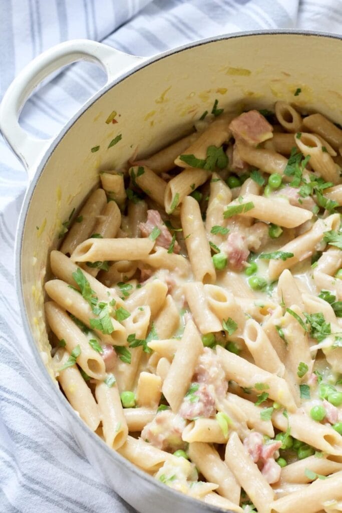 One Pot Leftover Ham and Pea Pasta