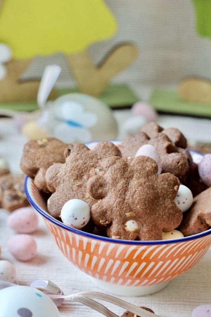 Chocolate Shortbread Cookies with Mini Eggs in a bowl