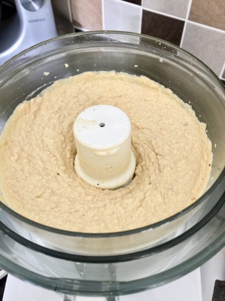 Blended chickpeas in a food processor