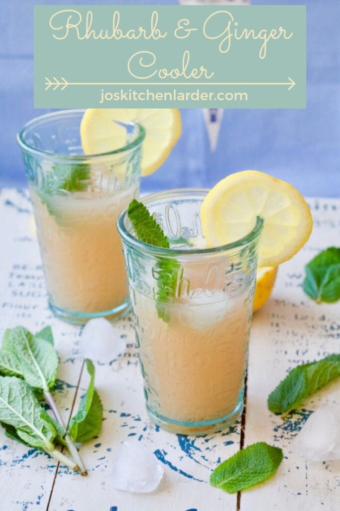 Rhubarb drink in 2 glasses.