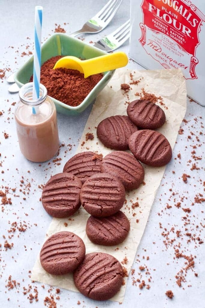 Baked biscuits with crumbs, chocolate milk and cocoa powder.