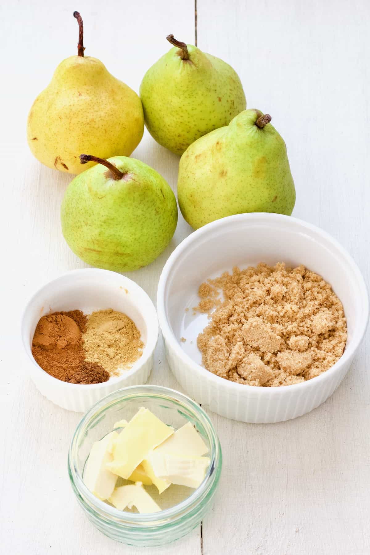 4 pears, spiced, brown sugar & vegan butter.