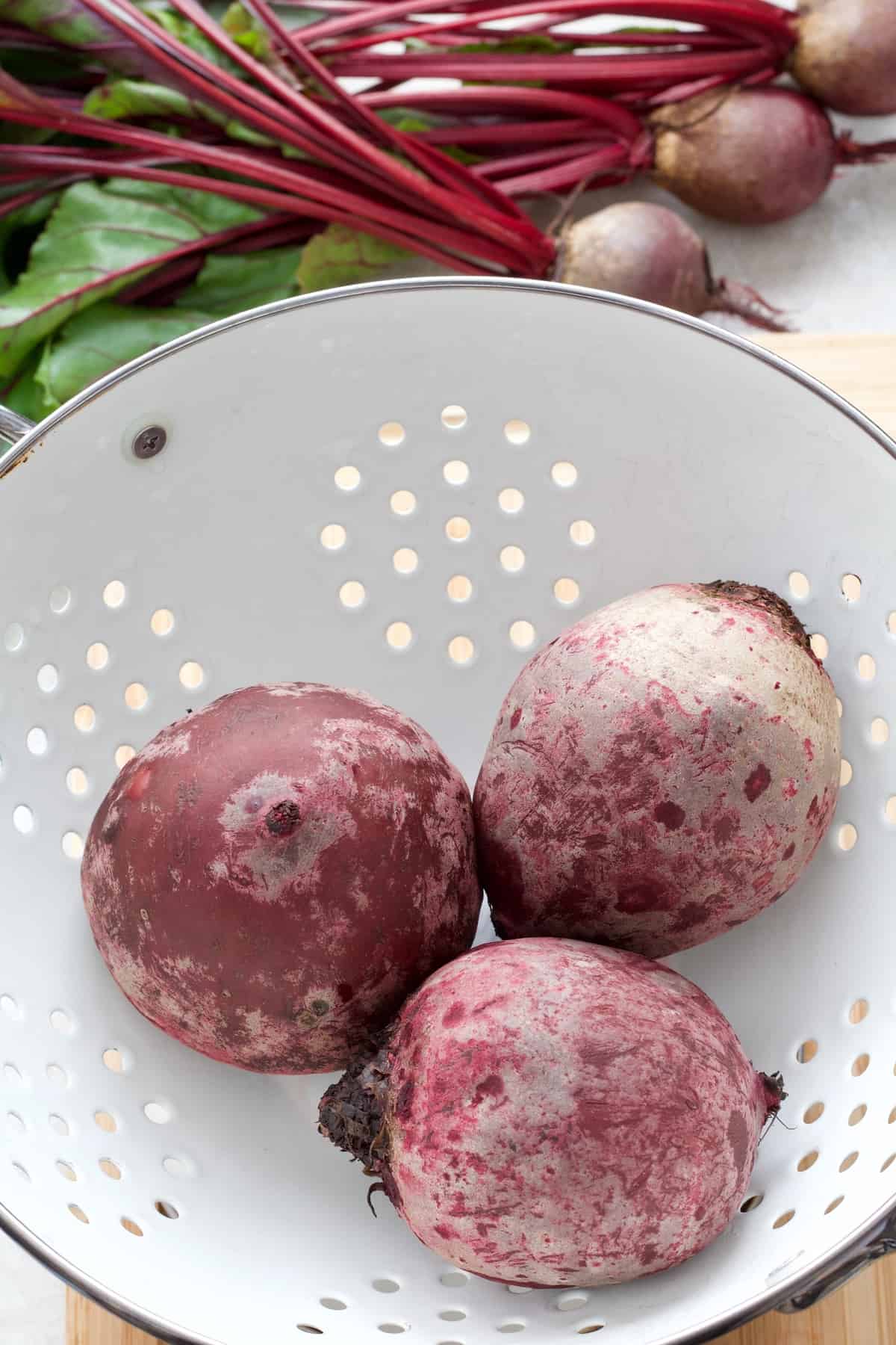 Boiled beetroot in a colander.