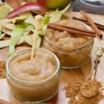 Square picture of two bowl with smooth and chunky puree.